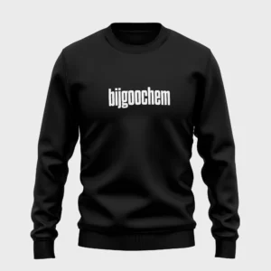 Zwarte trui met opdruk 'bijgoochem' in witte tekst