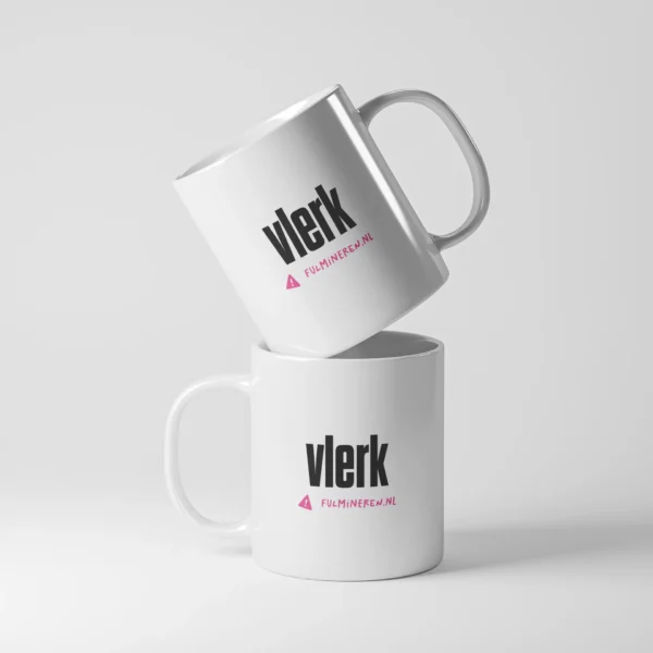 Grappige mok met opdruk 'vlerk' in zwarte tekst